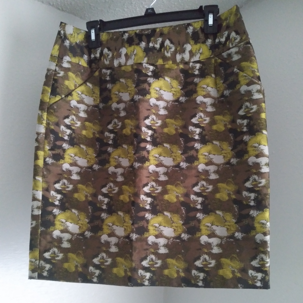 THE LIMITED Pencil Skirt